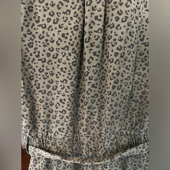 Abercrombie Leopard Print Jumpsuit - Picture 5 of 6